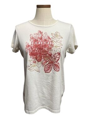 •Women’s Cream Floral Graphic Tee with Pink Print